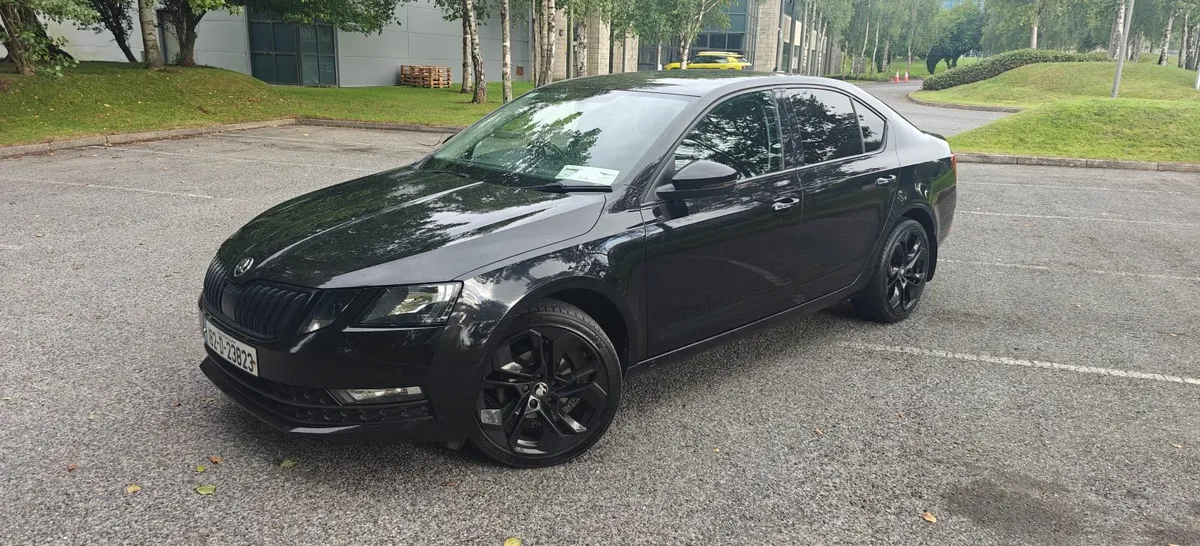 NEW ALLOYS  NEW TIMING BELT _ Black Skoda Octavia - Image 1