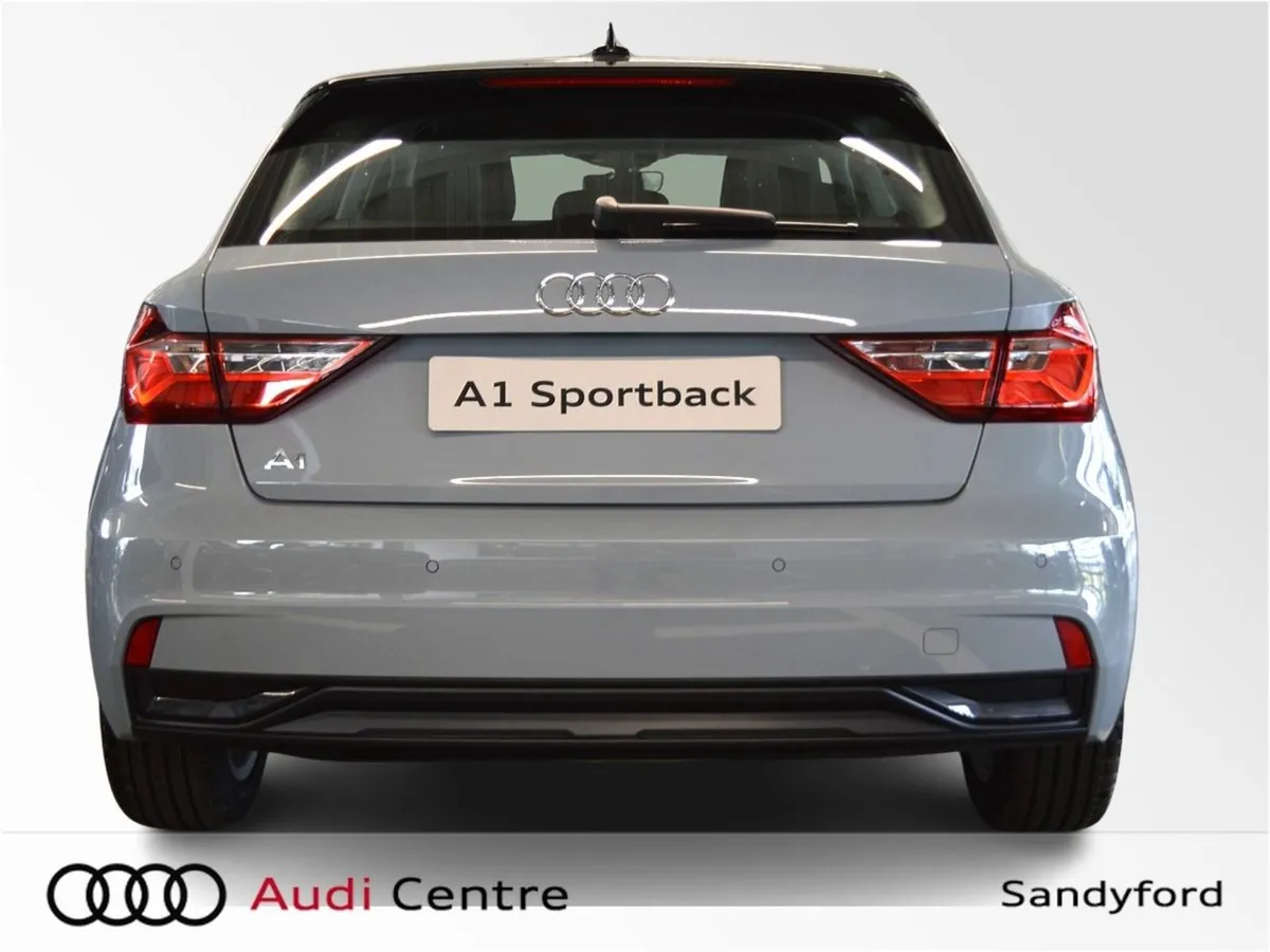Audi A1 SB 30 Tfsi 116HP SE - Image 4