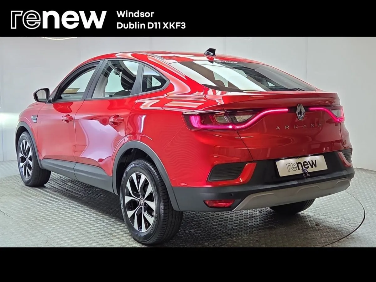 Renault Arkana Iconic TCE 140 Auto Mild Hybrid  s - Image 3
