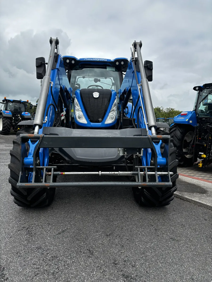 New Holland T7.225 Auto Command c/w745LA-969hrs - Image 3