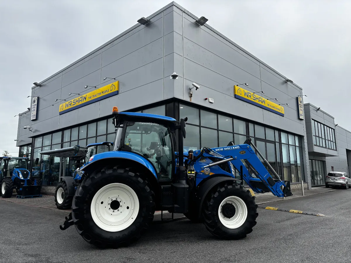 New Holland T7.225 Auto Command c/w745LA-969hrs - Image 2