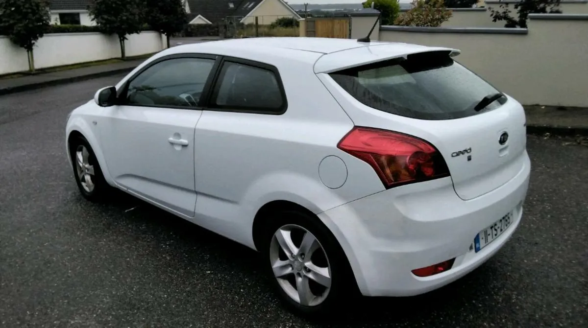 Kia Pro Ceed 1.6crdi 2 dr - Image 3