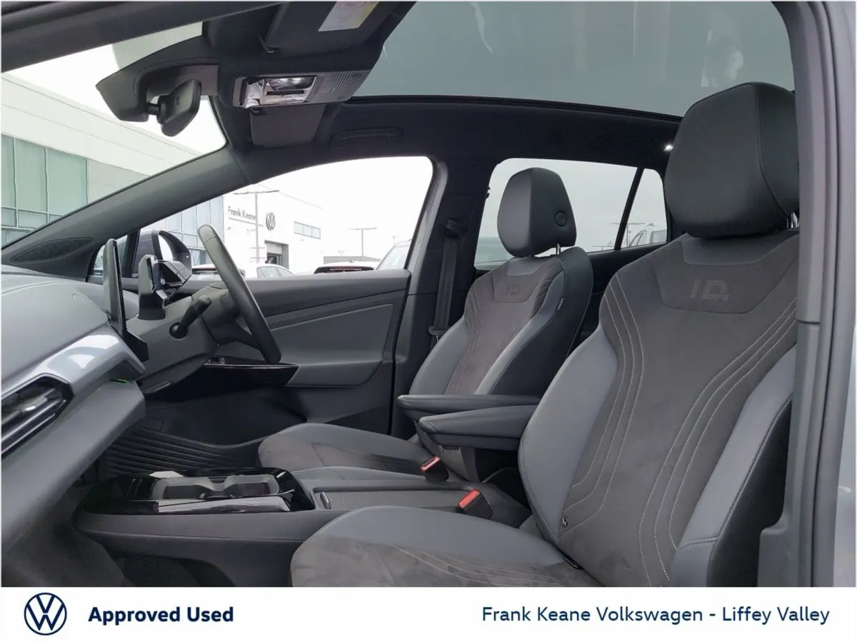 Volkswagen ID.4 52kwh Style 148BHP  moonstone Gre - Image 4