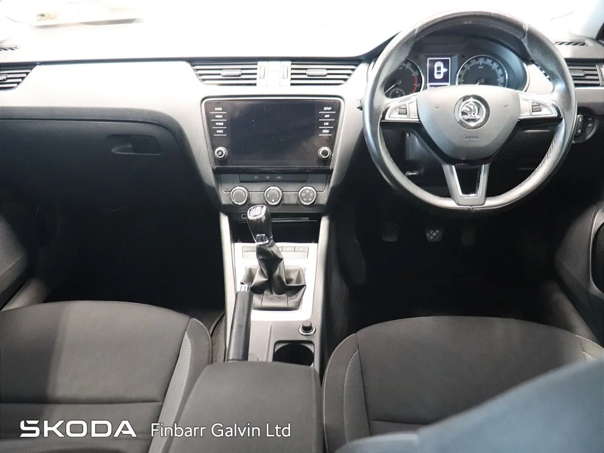 Skoda Octavia  1.0 TSI AMBITION - Image 2