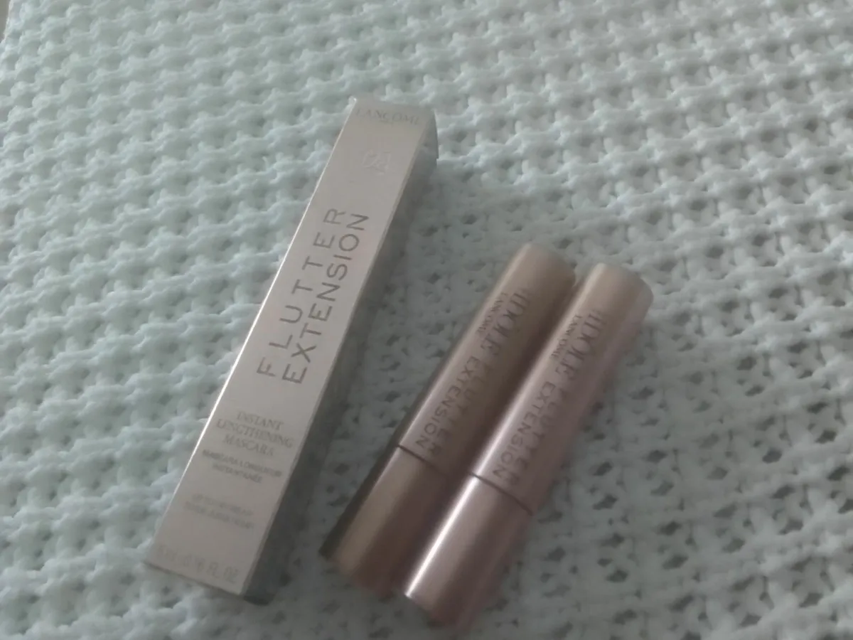 LANCOME FLUTTER EXTENSION MASCARA  +2 TRAVEL SIZES - Image 1