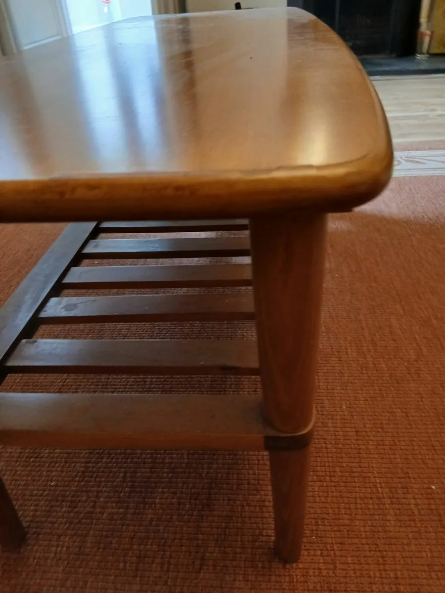 Vintage mid century 2 tier coffee table in mint co - Image 3