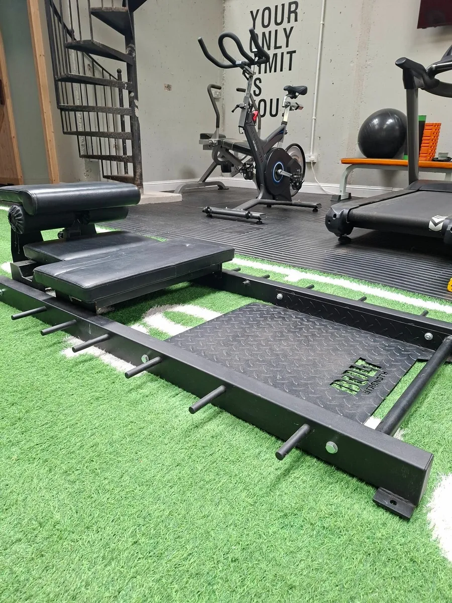 Hip Thrust Bench - Image 1