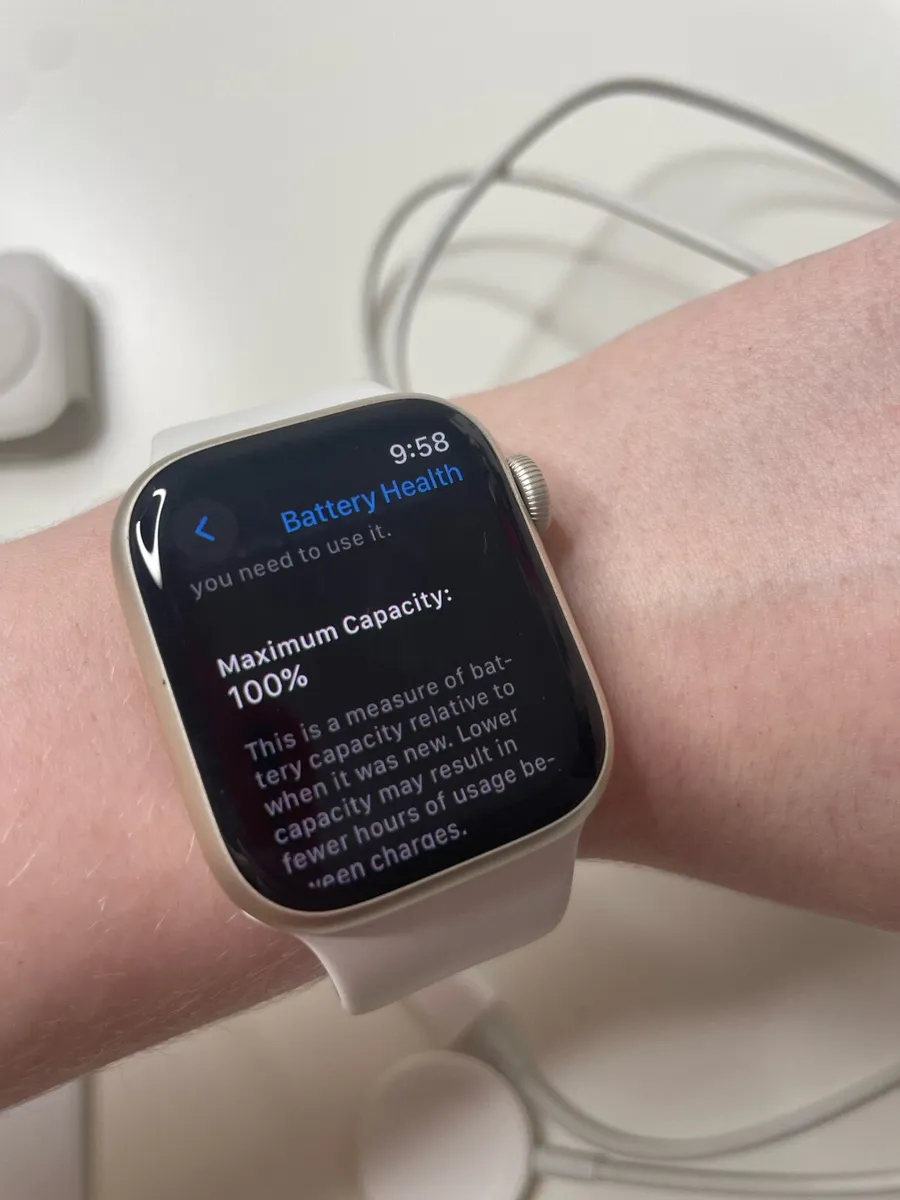 Apple Watch Series 8 41mm Starlight - Image 2