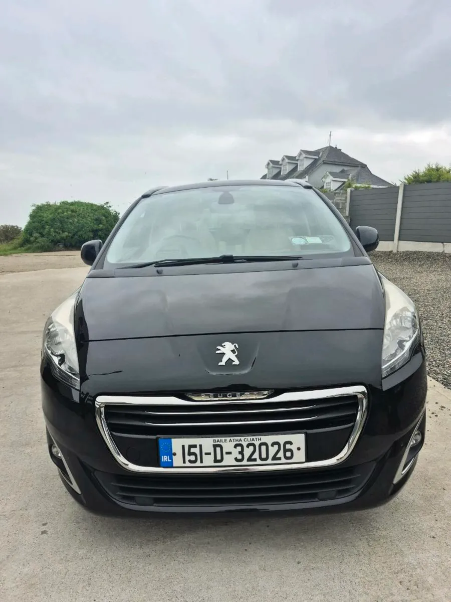 5008/Full Peugeot service history/high spec - Image 2