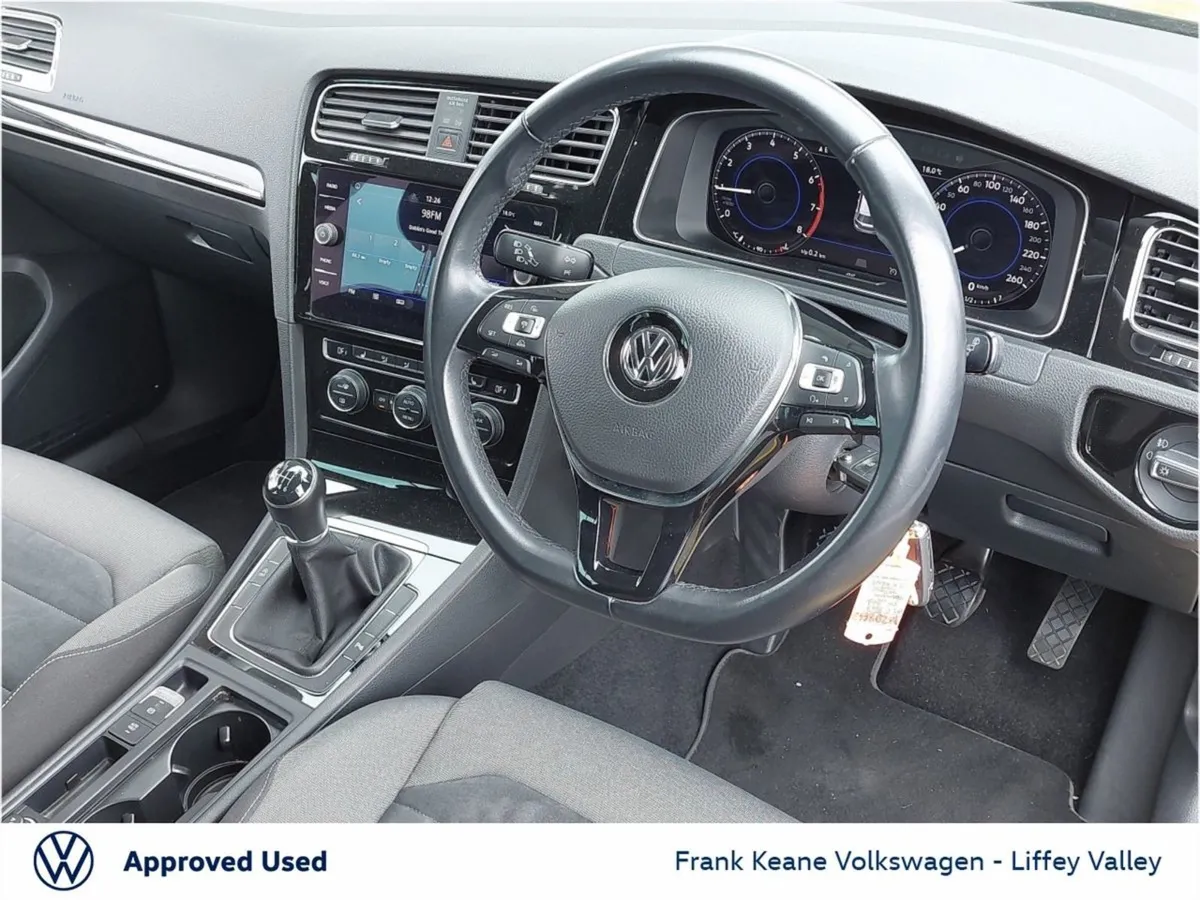 Volkswagen Golf Highline 1.0 TSI 110HP  turmeric - Image 2