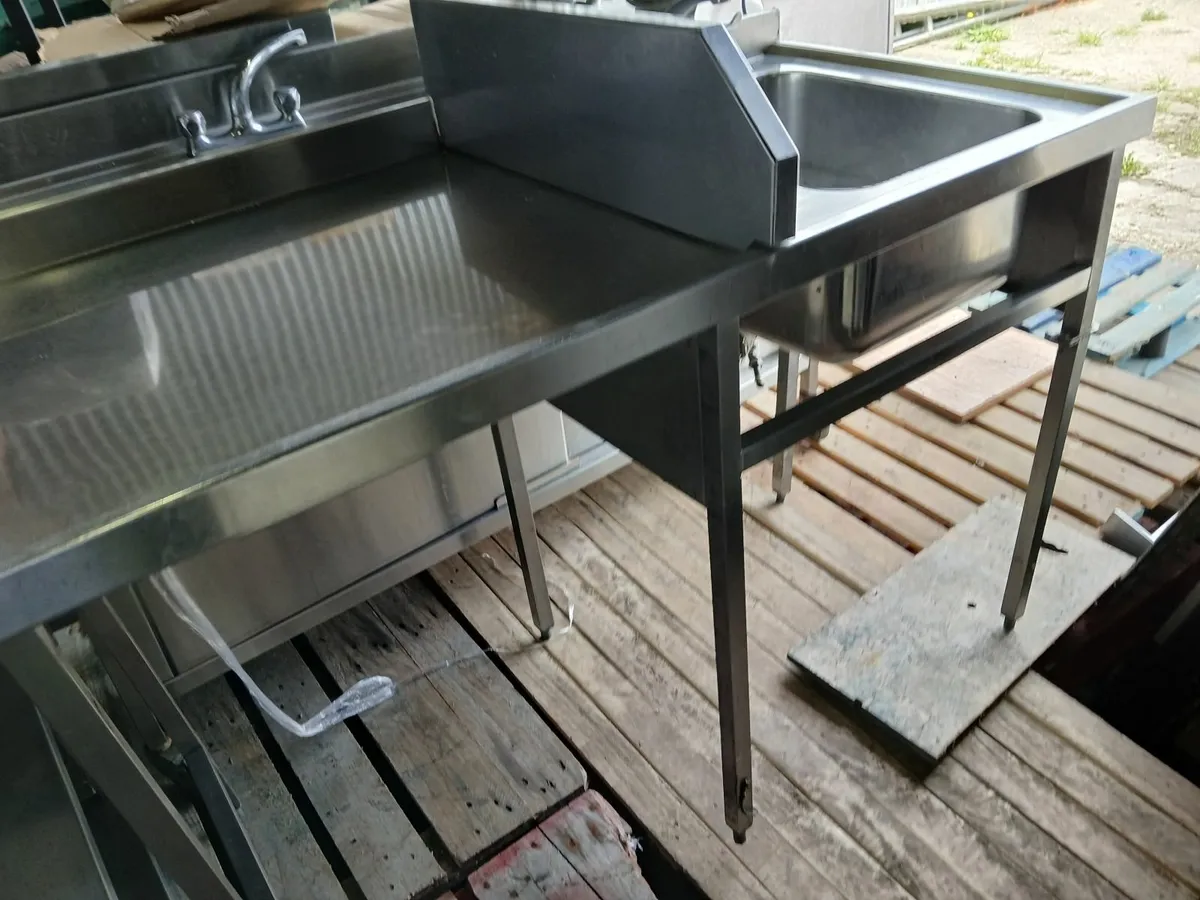 Stainless steel commrrcial sink unit drlivrted - Image 4