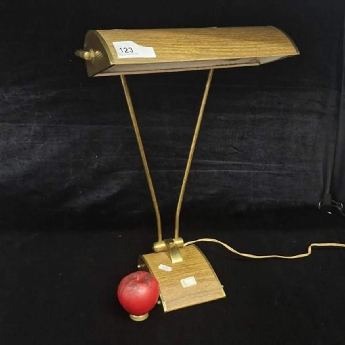 Star Lot-Luxury-Handpicked-Elegance-Antique - Image 3