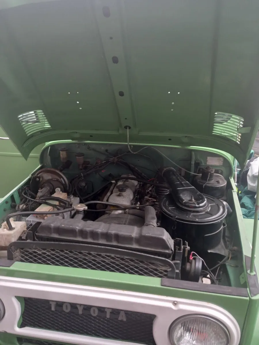 FJ 40  Toyota Landcruiser - Image 1