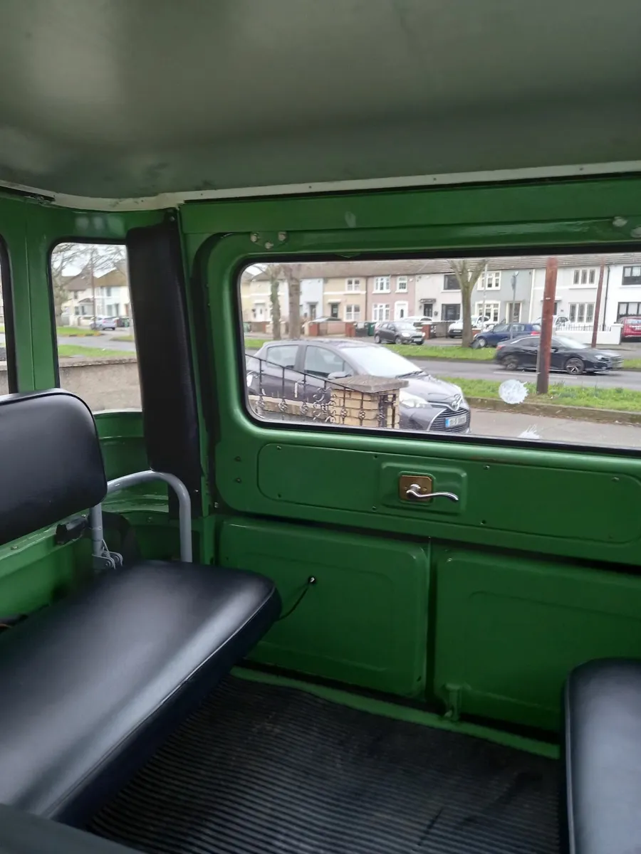 FJ 40  Toyota Landcruiser - Image 4