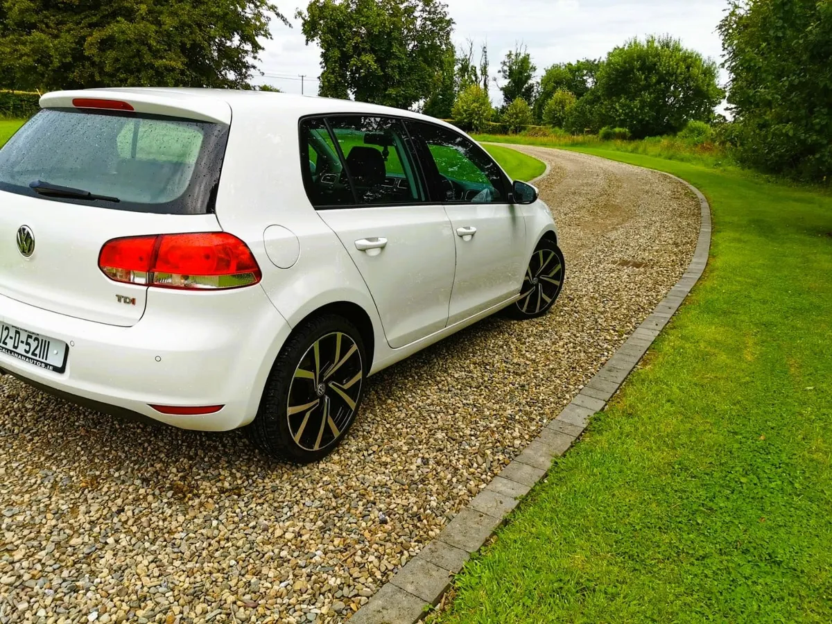 Volkswagen Golf 2012 - Image 4