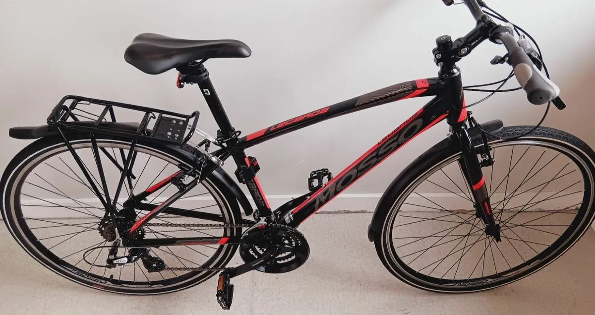 Mens Lightweight hybrid bike brand new + lock - Image 4
