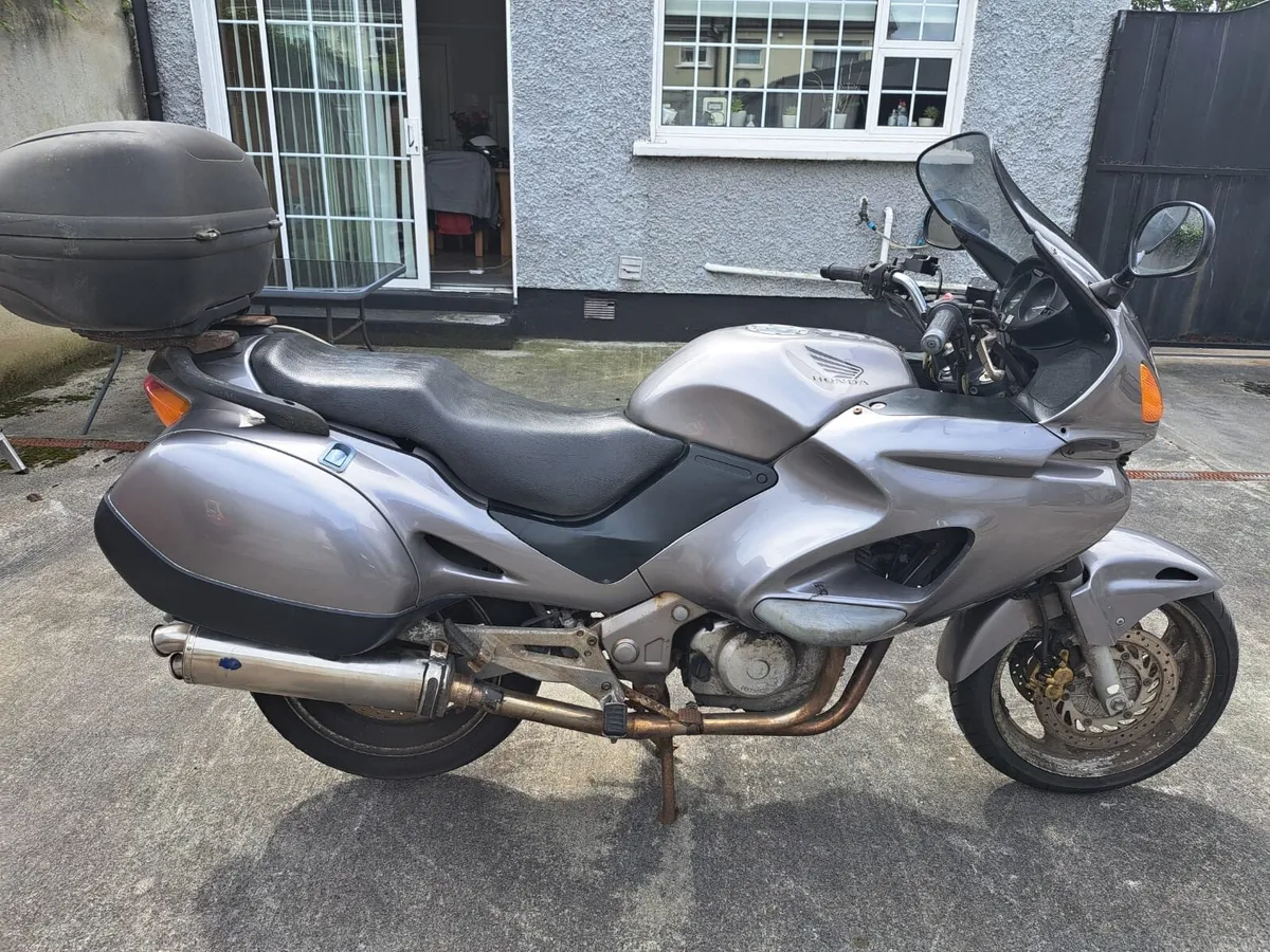 Honda Deauville 650 - Image 1