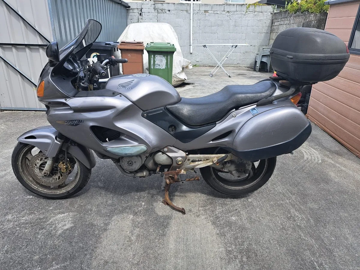 Honda Deauville 650 - Image 2