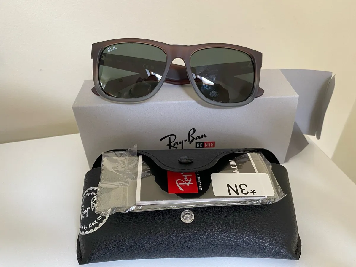 Ray-Ban Justin Sunglasses Size 55-16 - Image 1