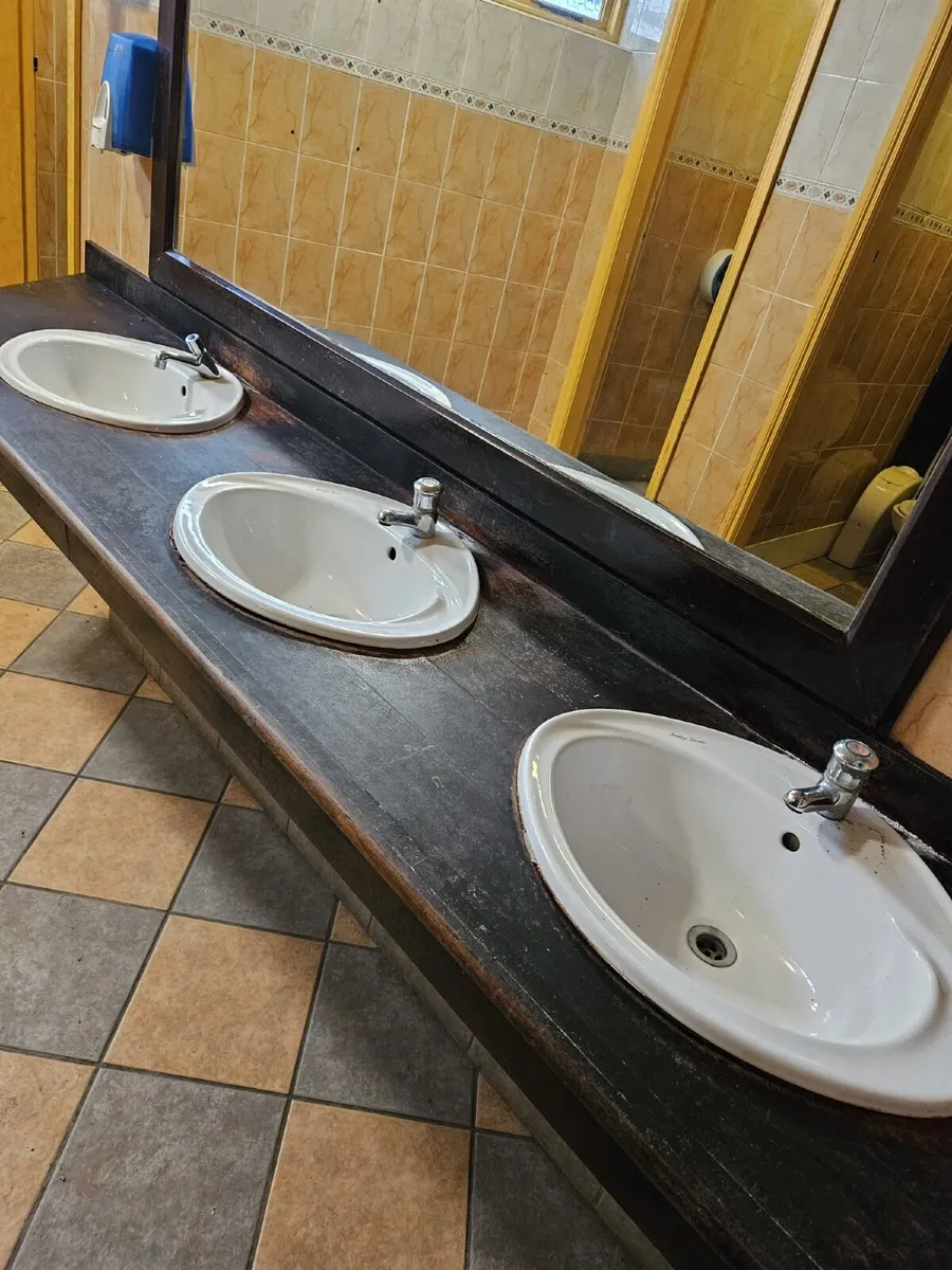 Sinks - Image 1