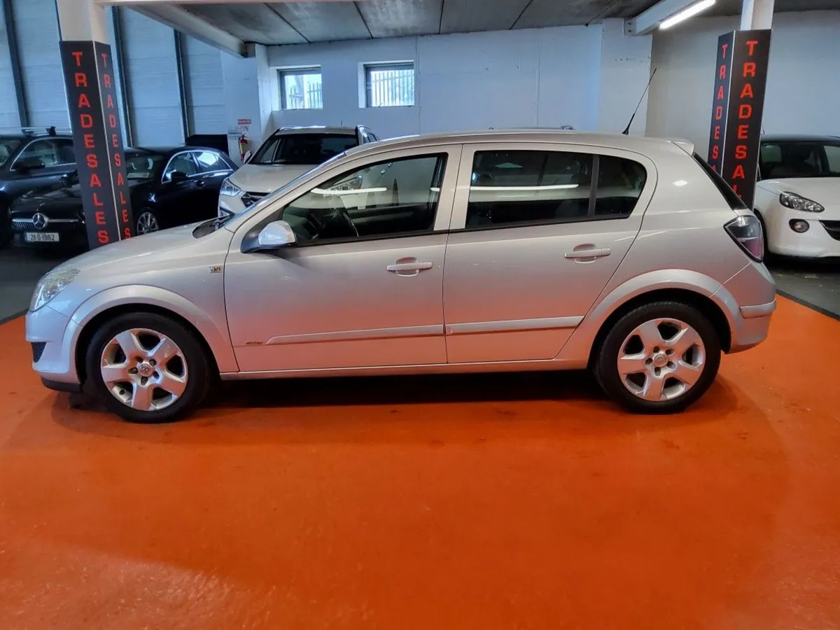 Vauxhall Astra Astra 1.7 Club Cdti 100BHP - Image 2