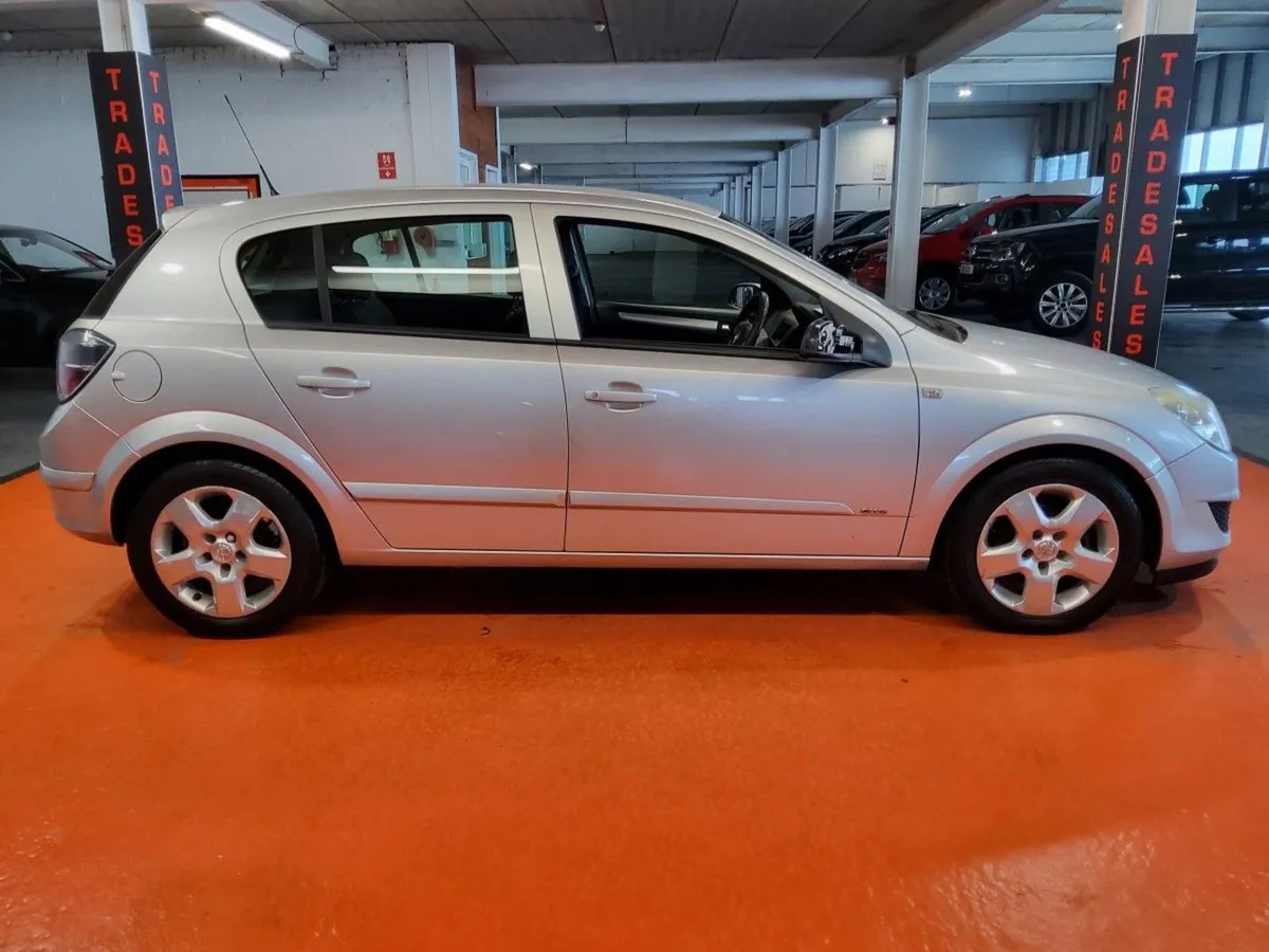 Vauxhall Astra Astra 1.7 Club Cdti 100BHP - Image 4