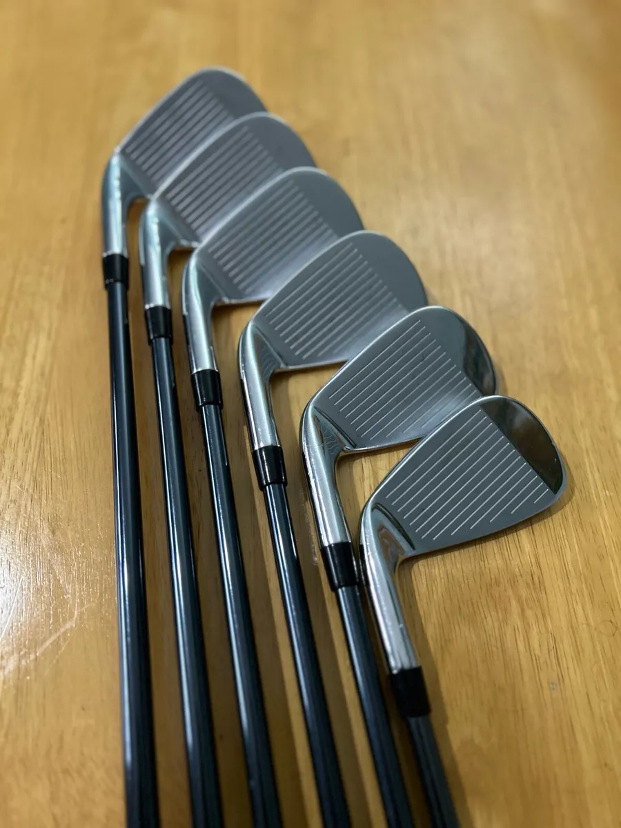 Wilson D9 Forged Graphite Iron 6-Pw + Gap Wedges - Image 3