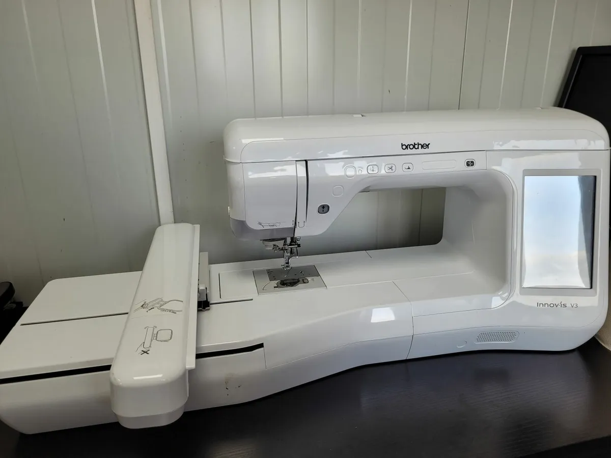 BROTHER EMBROIDERY MACHINE - Image 1