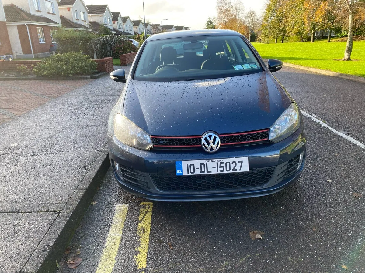 2010 Volkswagen Golf 1.6 TDI - Image 1