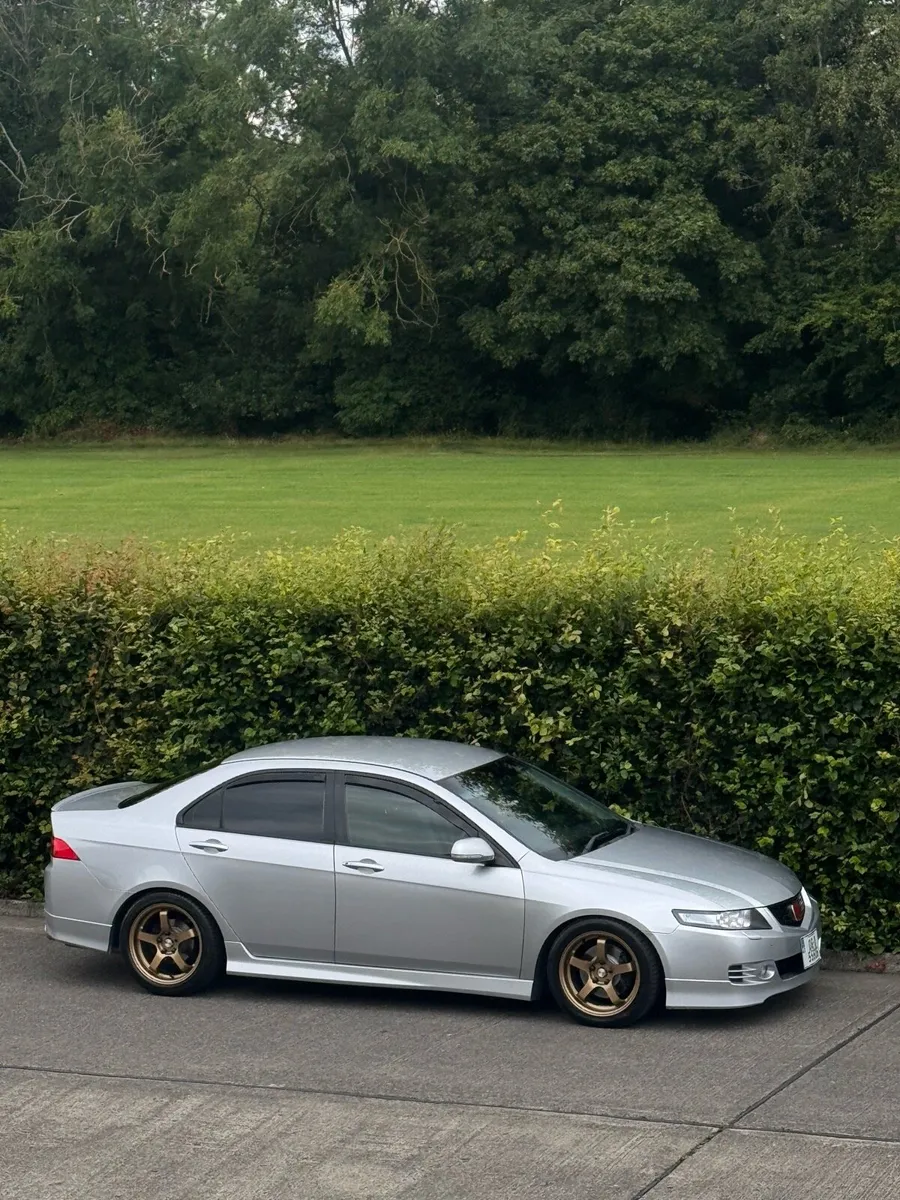 Honda Accord cl7 6 speed (on hold deposit taken) - Image 1