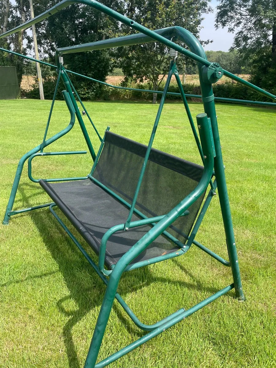 Swinging Garden Chair - Image 3