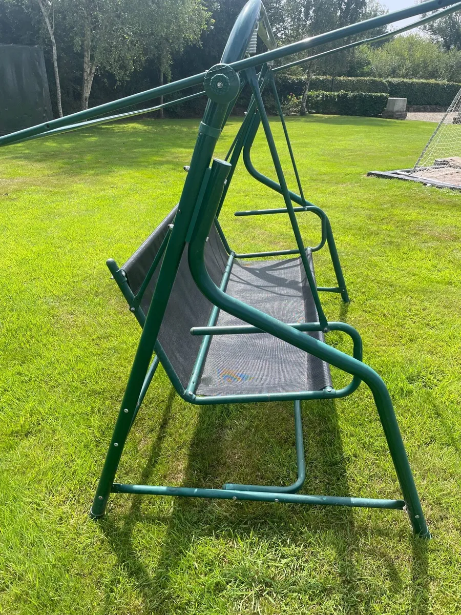 Swinging Garden Chair - Image 4