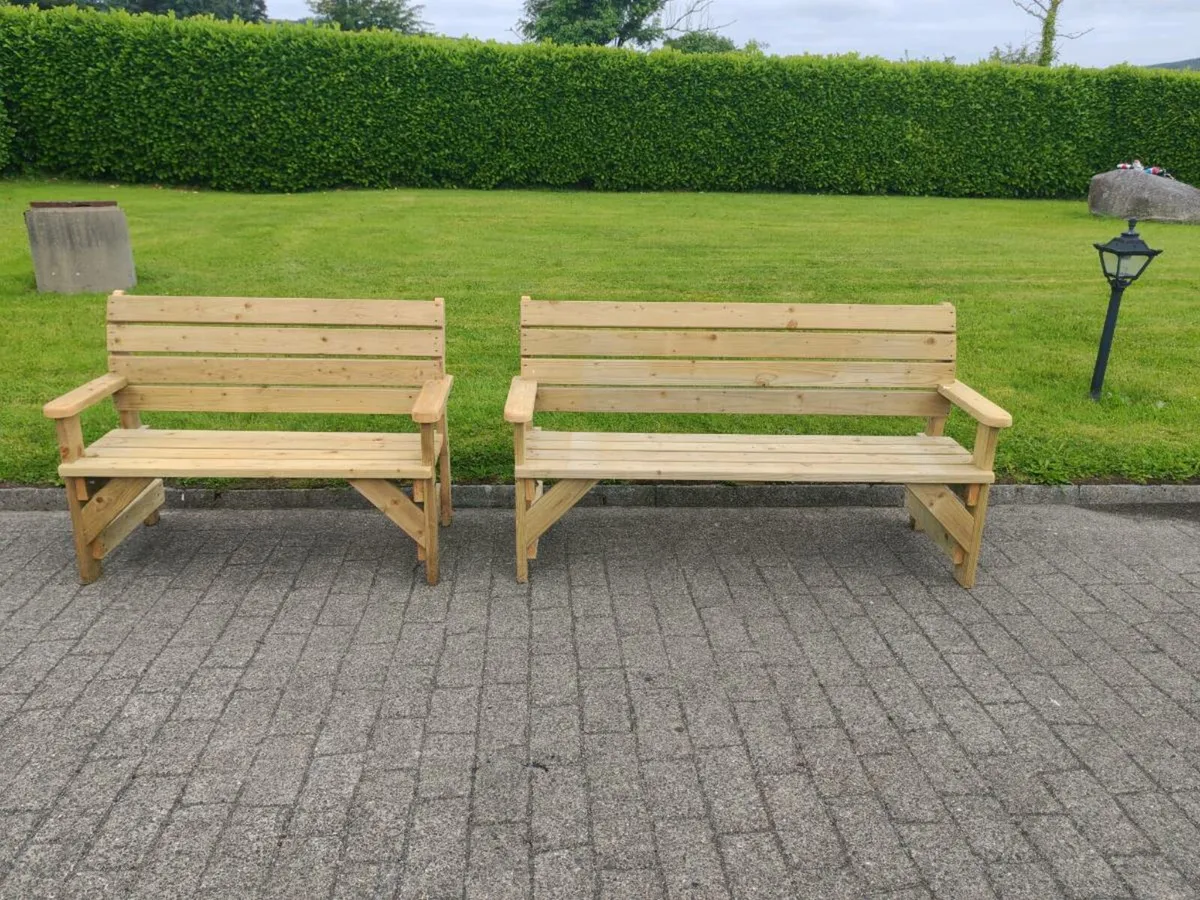 Garden furniture - Image 1
