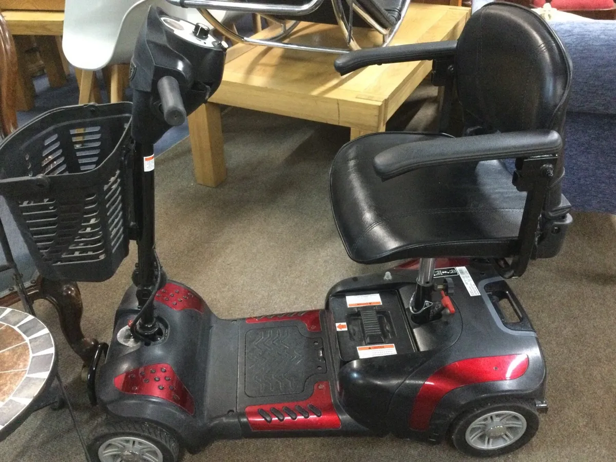 A lightweight mobility scooter - Image 1