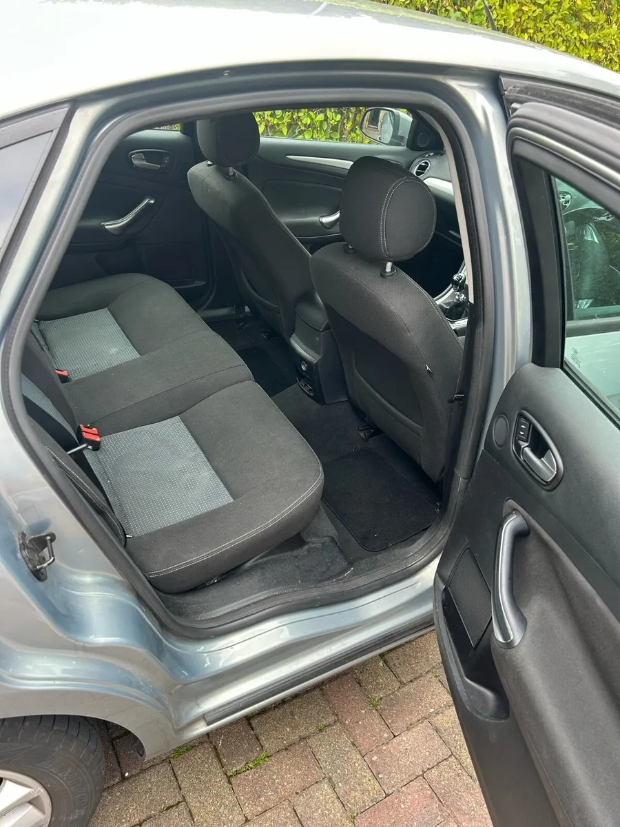 Ford mondeo - Image 3