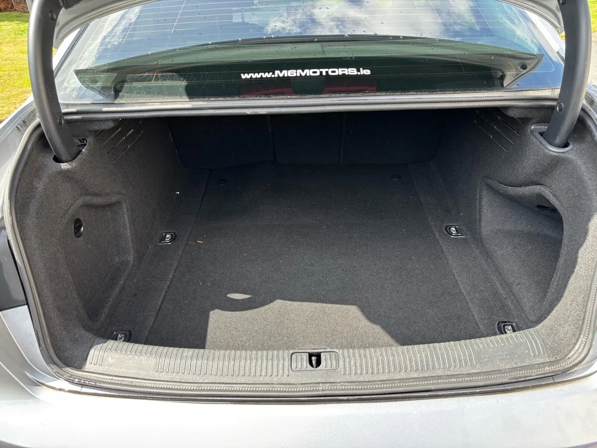 Audi A4 2016 2.0tdi - Image 4