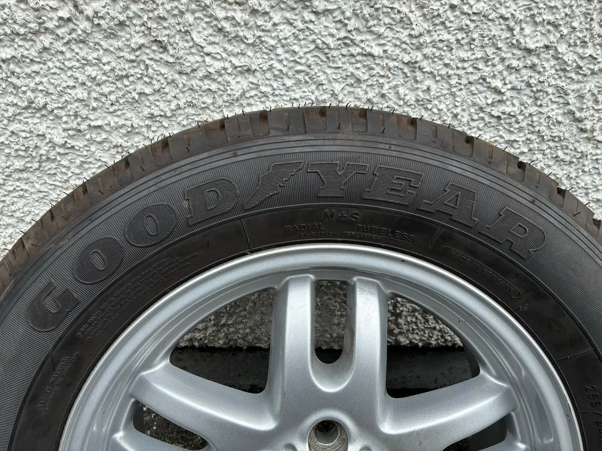 Alloys and tyres - Image 4