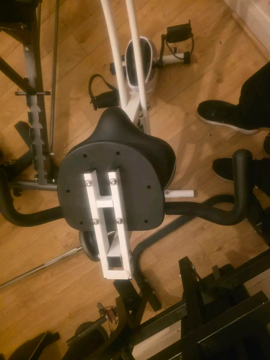 EXERCISE BIKE (AXEL) Quick sale needed!! - Image 4
