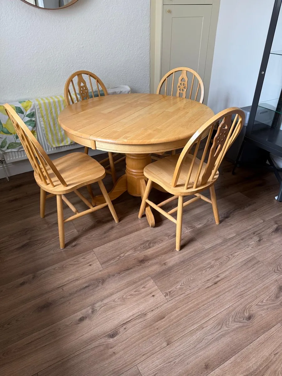 Mid-century kitchen table and 6 dining chairs - Image 2