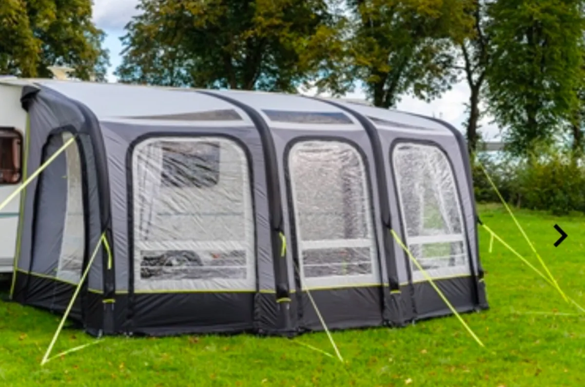 Panoramic 410 Trigano  Air Awning - Image 1