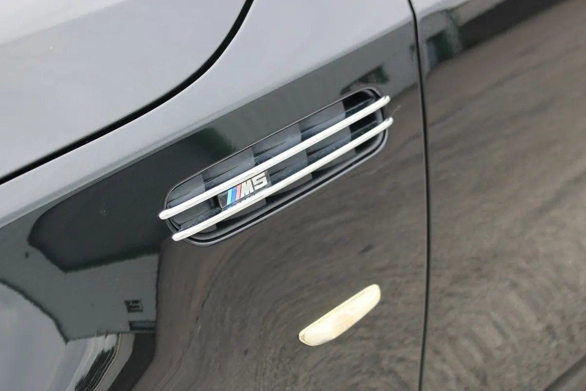 BMW M5 2007 E60 SMG - Image 4