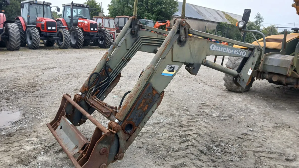 Loaders for 399 and 390 - Image 1