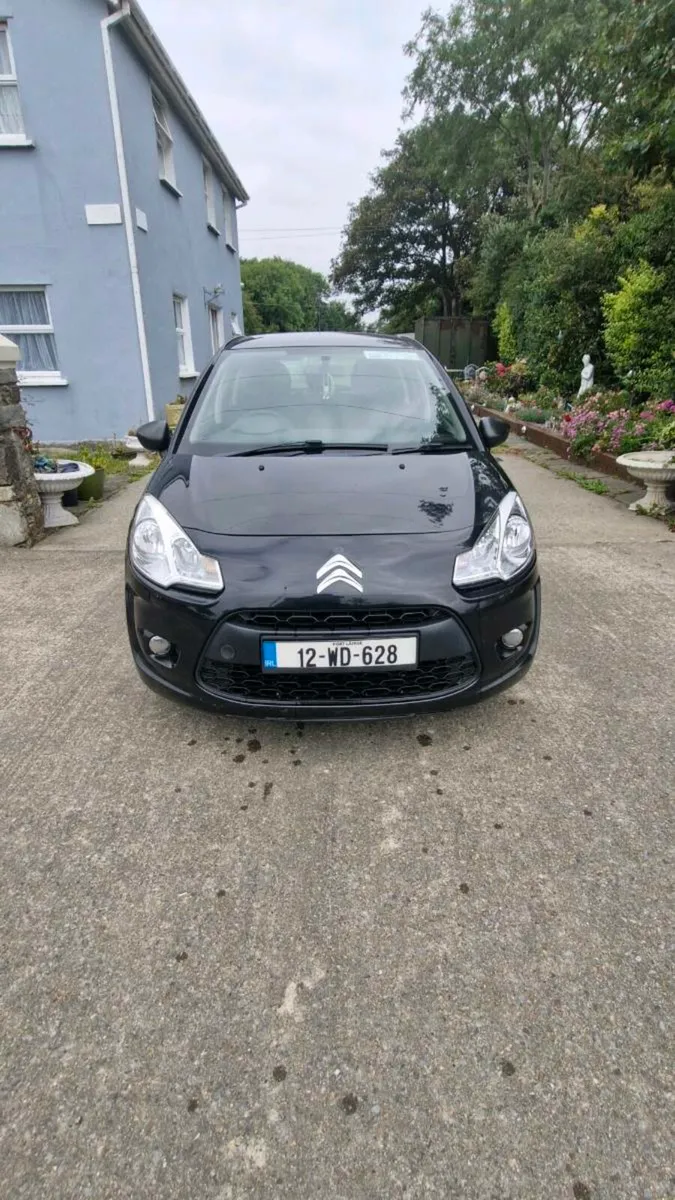 Car - Image 1