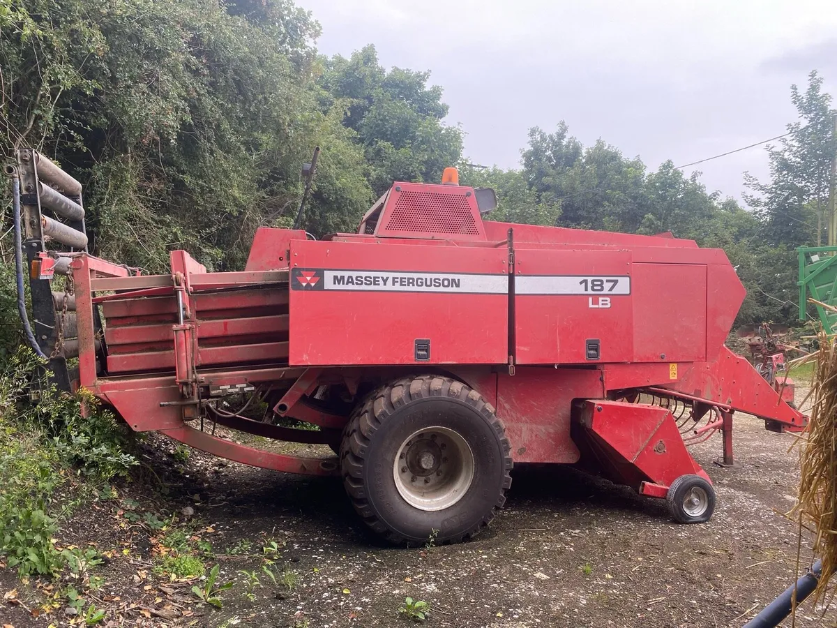 Massey Ferguson 187 Baler - Image 2