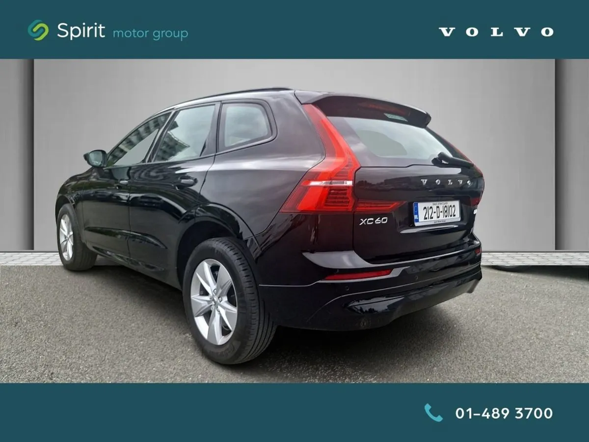 Volvo XC60 B4 190hp  mild Hybrid Diesel  Full Lea - Image 3