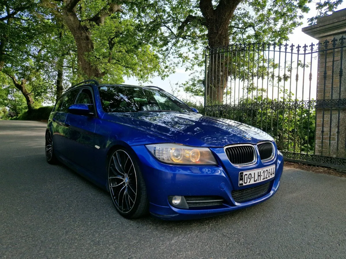 BMW 3-Series E91 2009 - Image 3