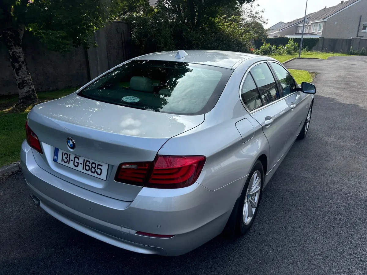 BMW 5-Series 2013 Automatic - Image 4