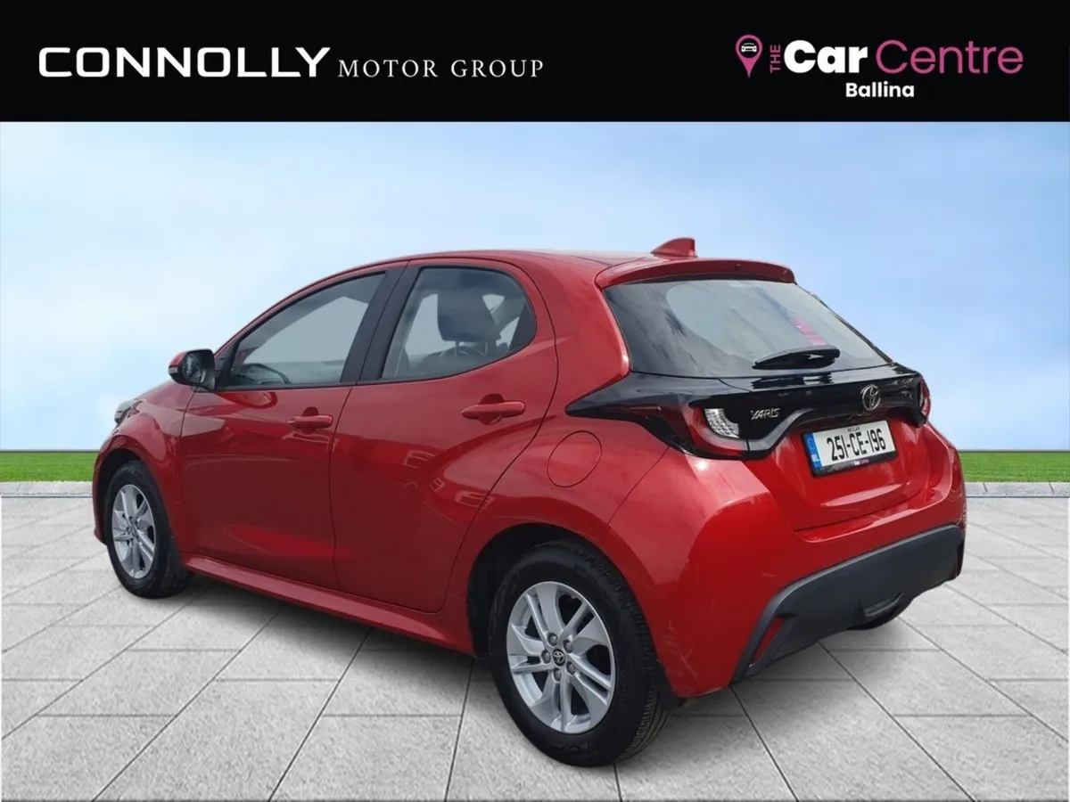 Toyota Yaris 1.5 Luna - Image 2