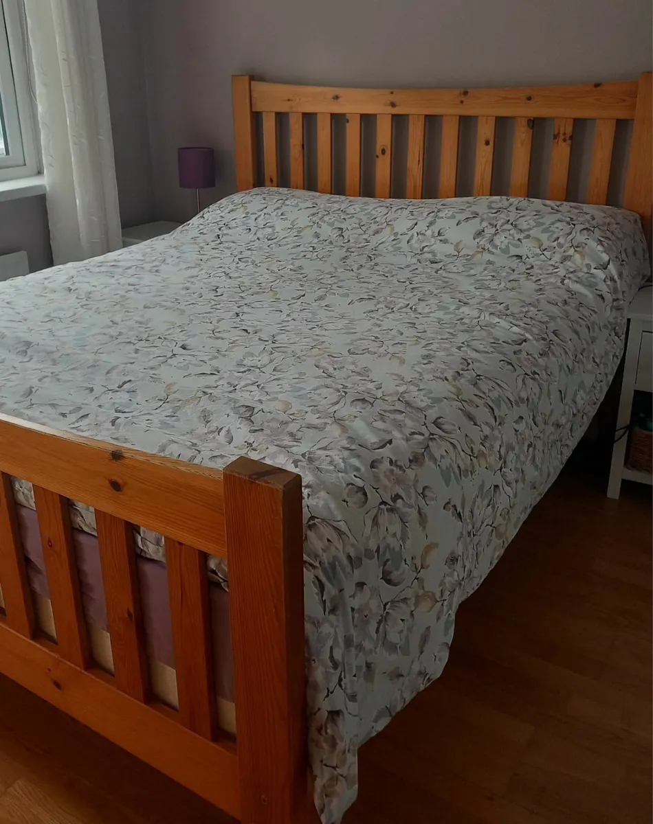 King size wooden bed and mattress - Image 1