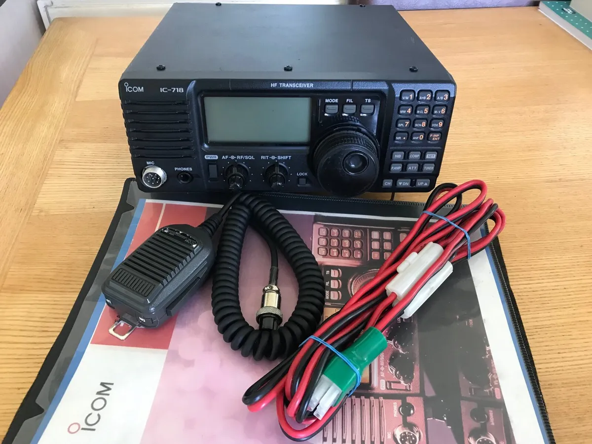 Icom IC-718 Ham Radio Transceiver - Image 1